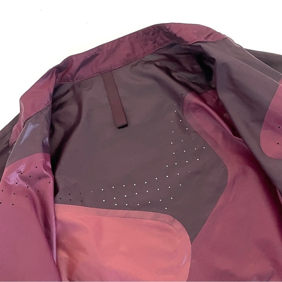 Lululemon Patch Game Jacket - Picture 6 of 13